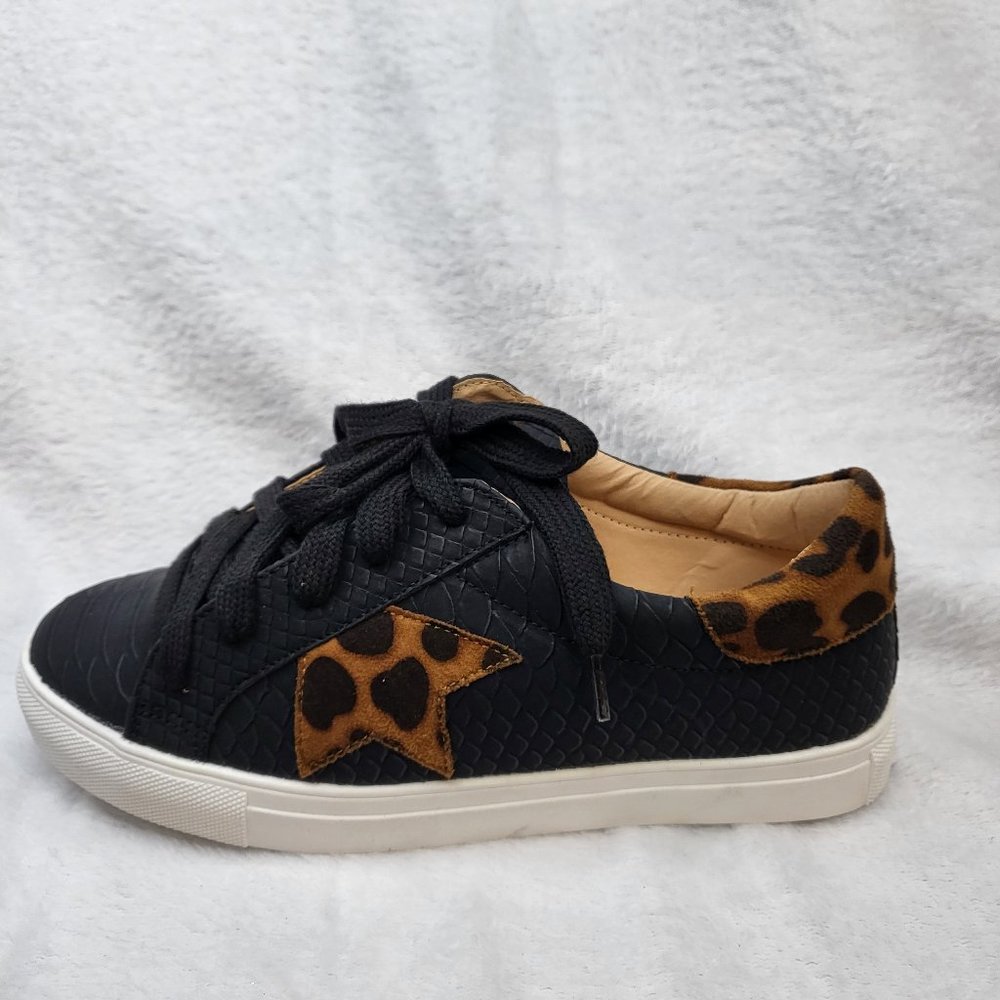 Low Top Sneakers With Black Snake Skin Design** - Picture 6 of 8